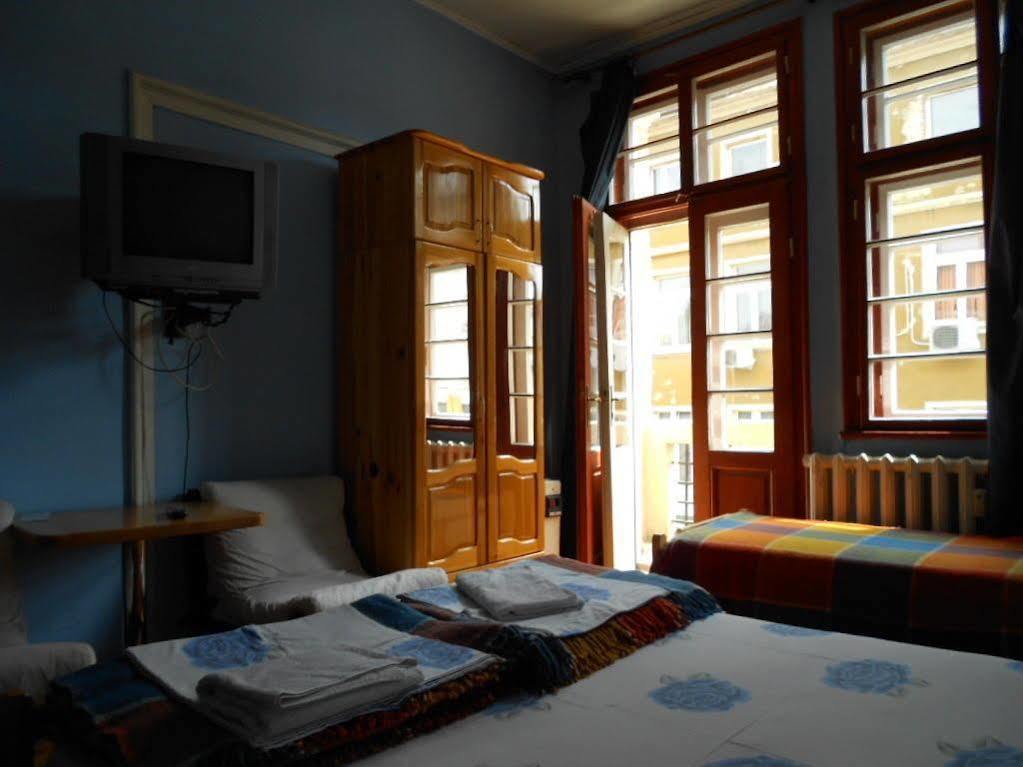Orient Express Guest House *